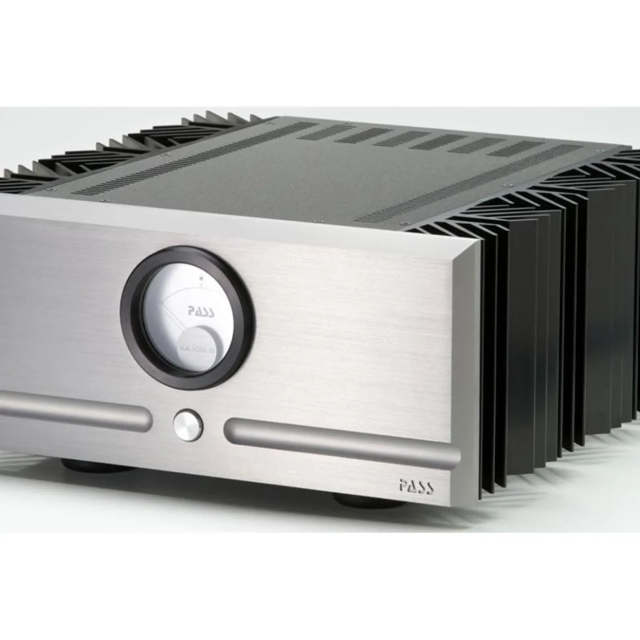 Pass Labs X260.8
