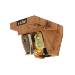 Van Den Hul the Crimson XGW Stradivarius